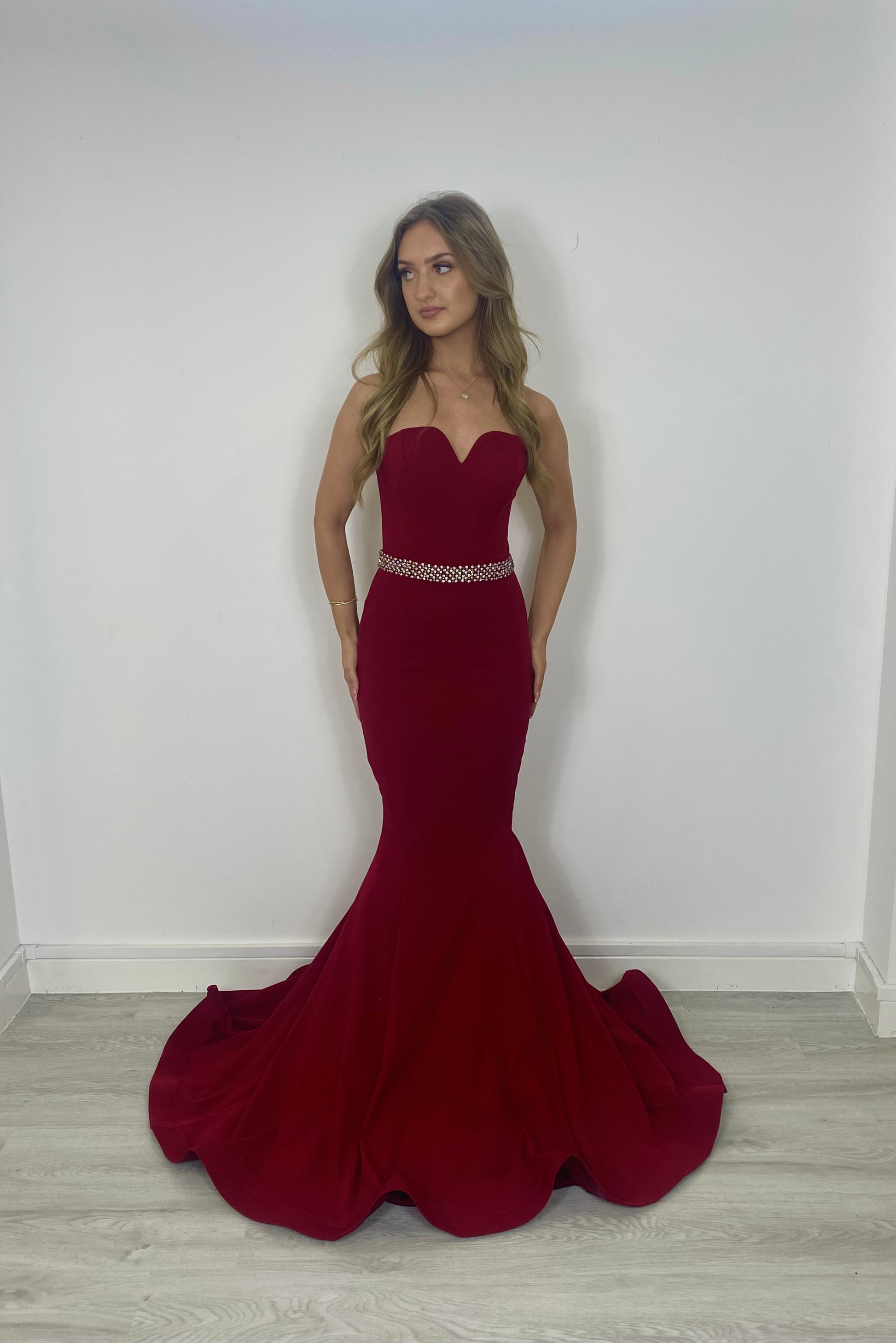 Red dress clearance boutique sales