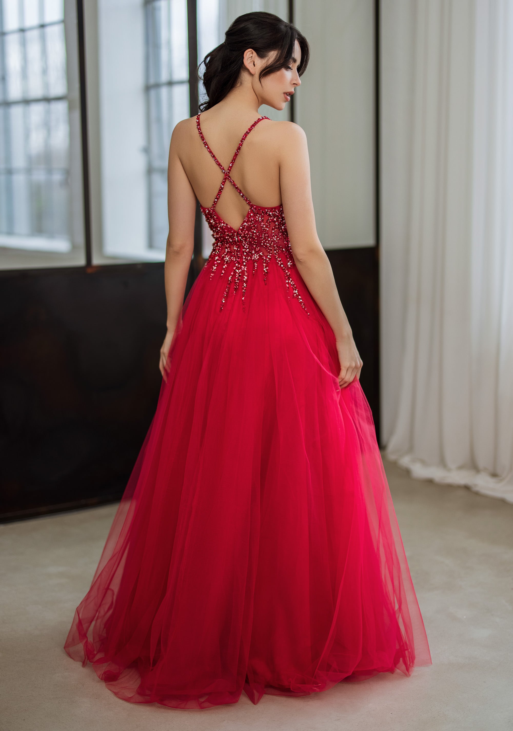 Cherry red 2024 prom dress