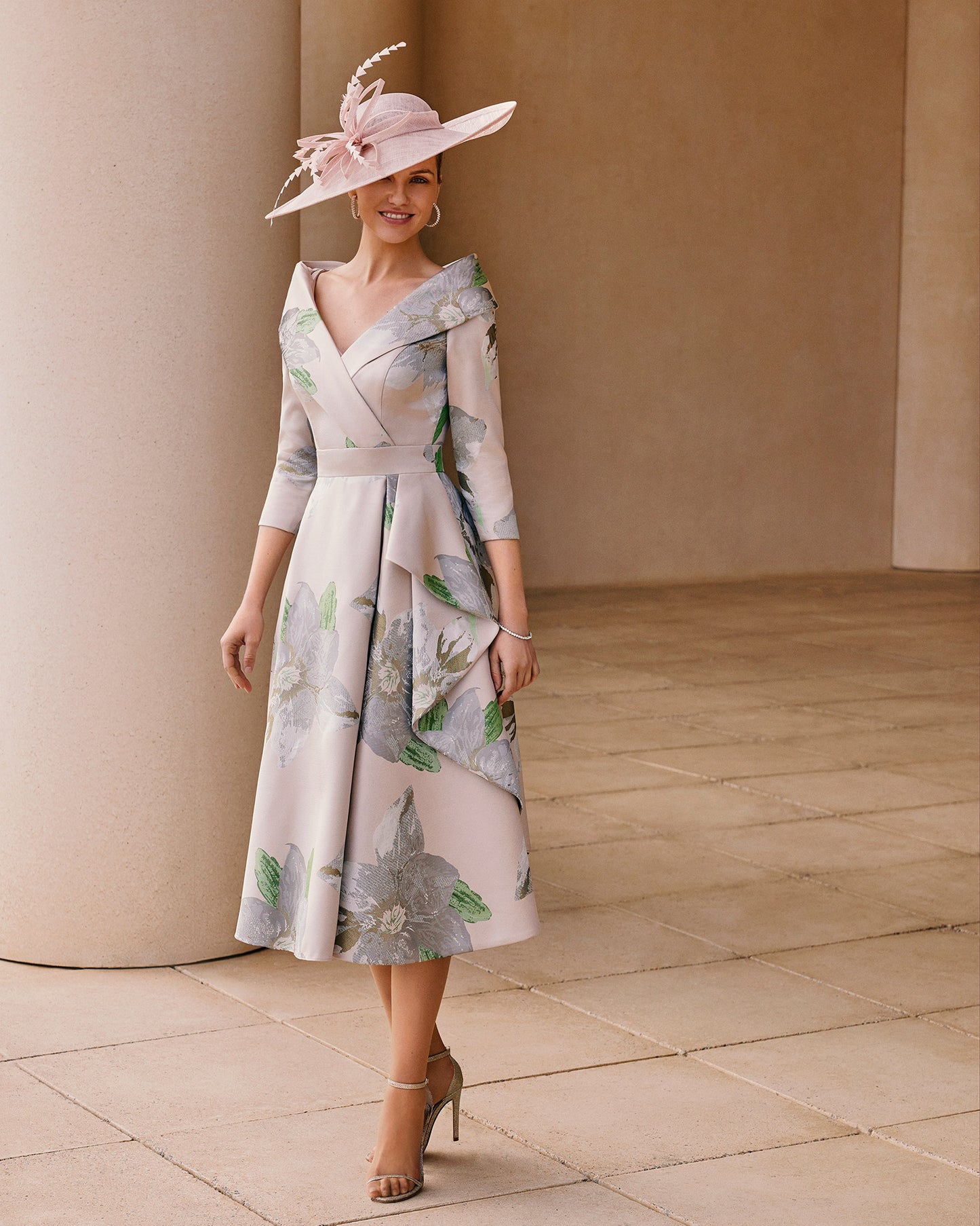 Floral mother of the bride sleeves dress
